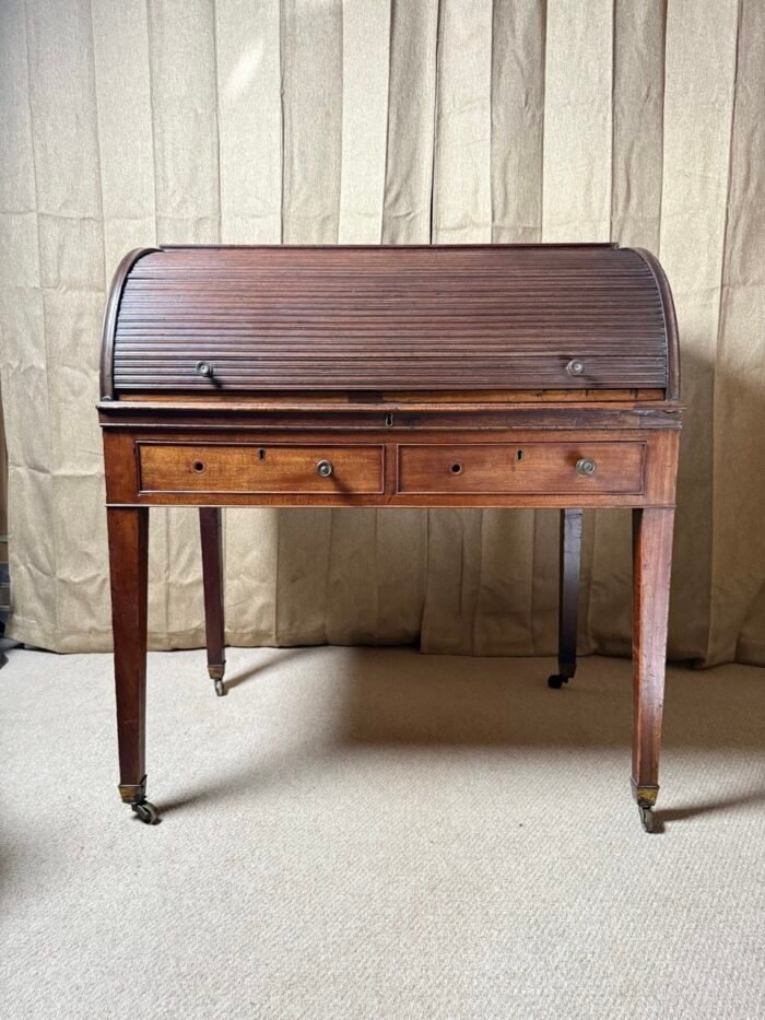Early 19th Century George III Mahogany Cylinder Writing Desk with Tambour Roll Top - Image 2