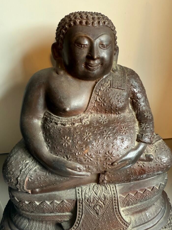 Large Seated Thai Bronze Buddha with Robe Detailing and Inscription - Image 2