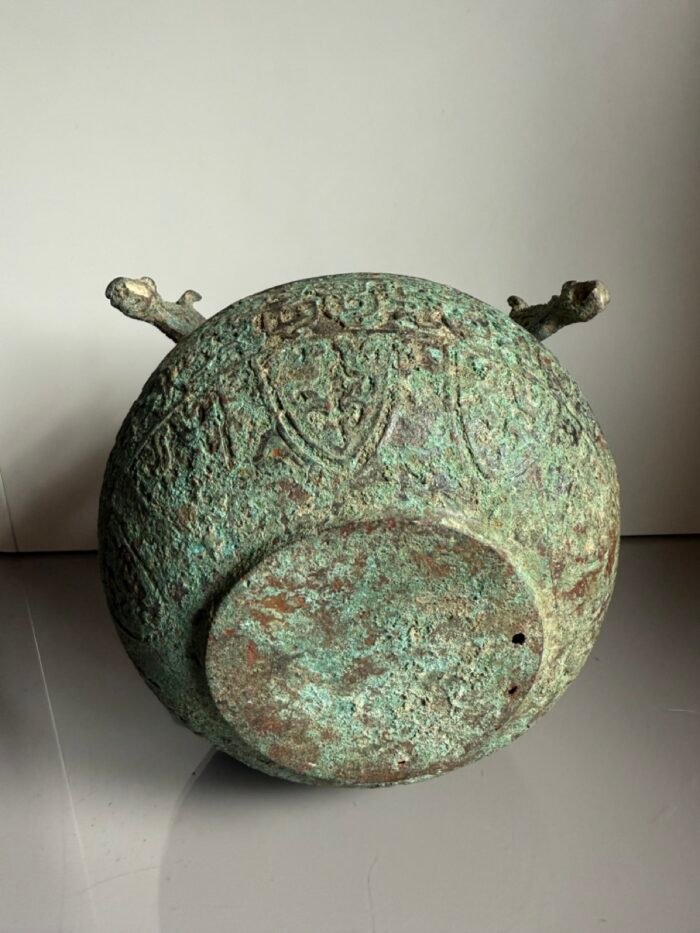 Archaic 19th Century Chinese Bronze Vessel with Dragon Handles and Verdigris Patina - Image 7